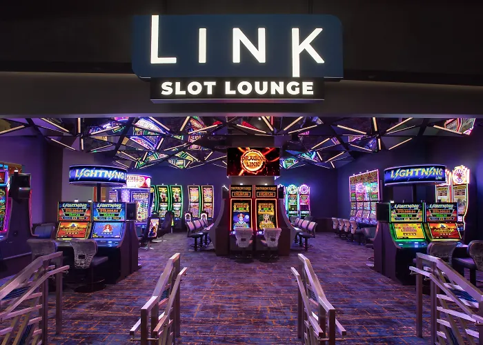 The Strat Hotel, Casino & Tower